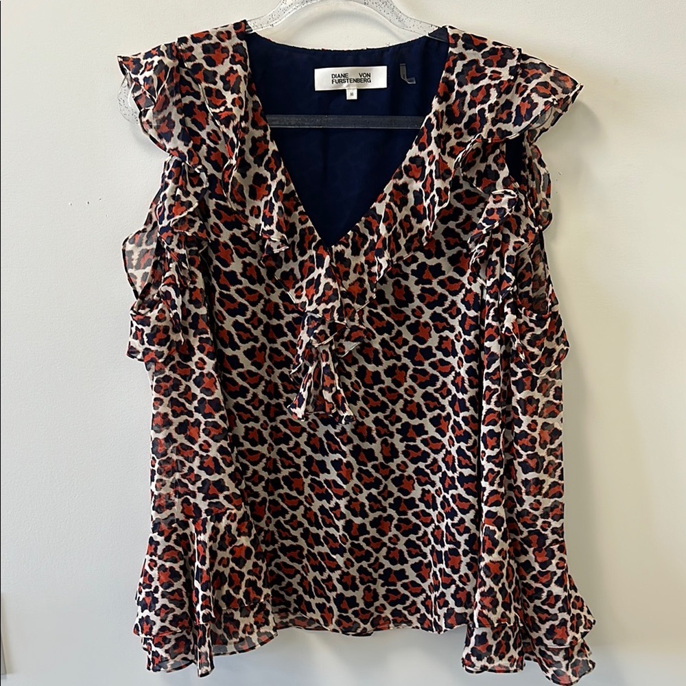 Diane Von Furstenberg Sz Medium Leopard Print Cold Shoulder Blouse • NEW!